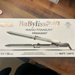 Babyliss nano titanium flat iron